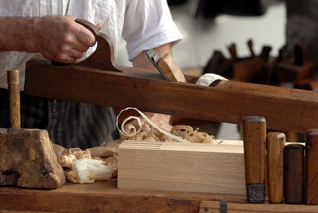 Tenue de menuisier/ébéniste, des vêtements conçus pour le travail