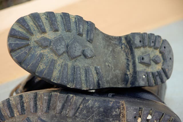 Chaussure de travail pour l’automne, confort et étanchéité au meilleur prix
